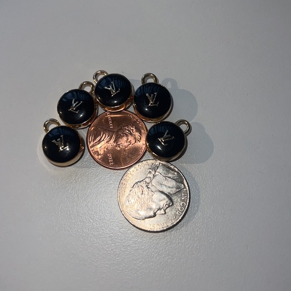 LIMITED QUANTITIES 2 LEFT LV Cute charm 1 black gold upcyle ideas for jewelry - Picture 15 of 17